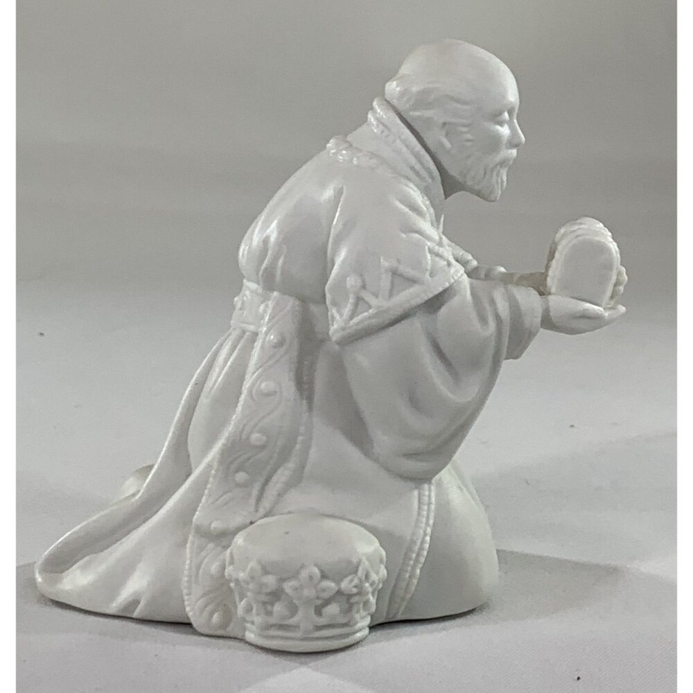 Avon Nativity Collectibles The Magi Melchior Figurine Vintage Porcelain 1982 - Picture 4 of 12